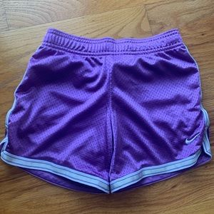 LIKE NEW! Nike mesh shorts